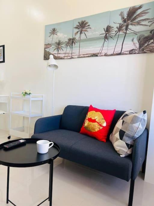 Perfect Accommodation For You In Levels Burbank Manila Exterior foto